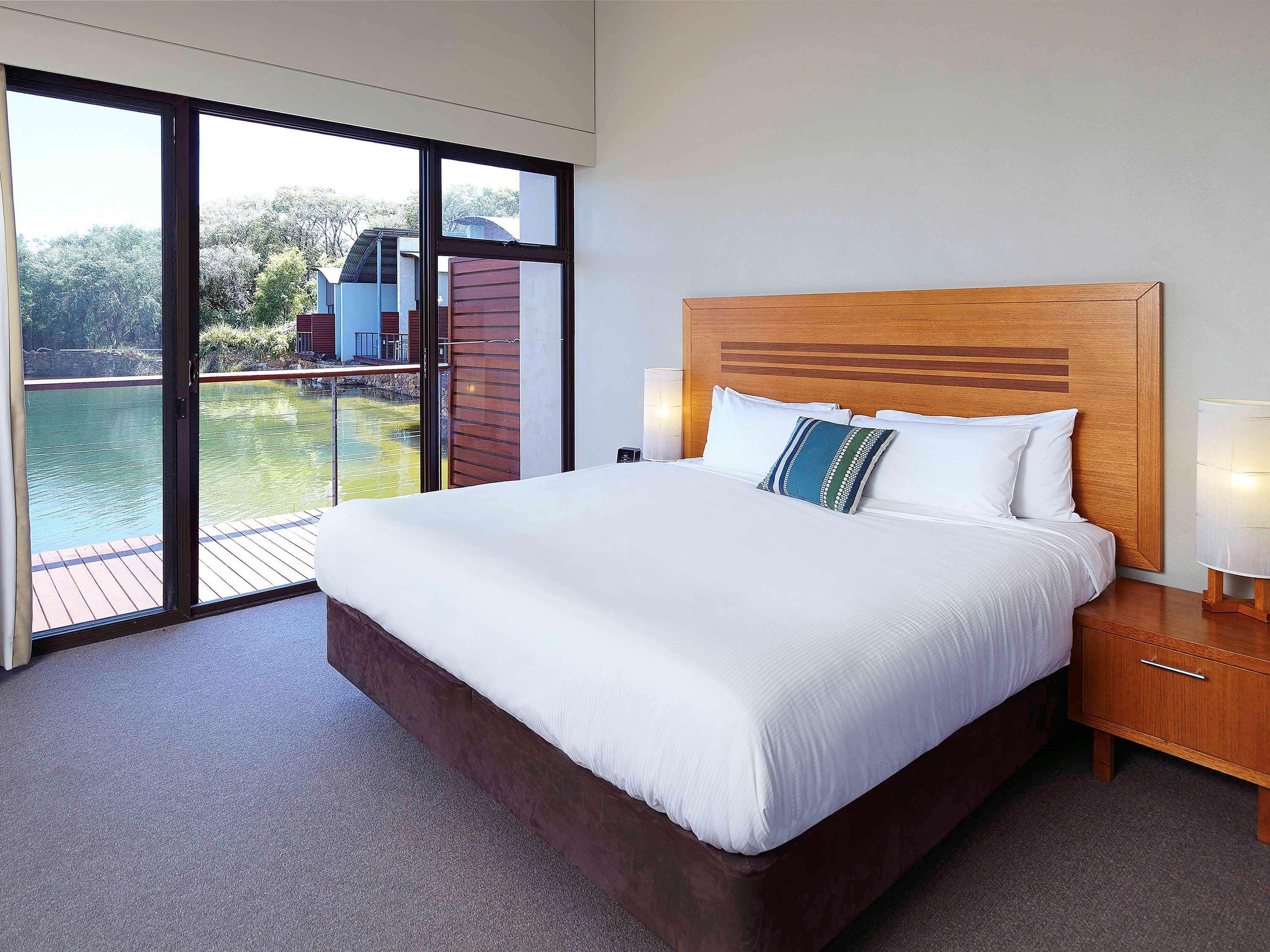 Pullman Bunker Bay Resort Margaret River Dunsborough Eksteriør bilde A bedroom at the Peppers Springs Hotel