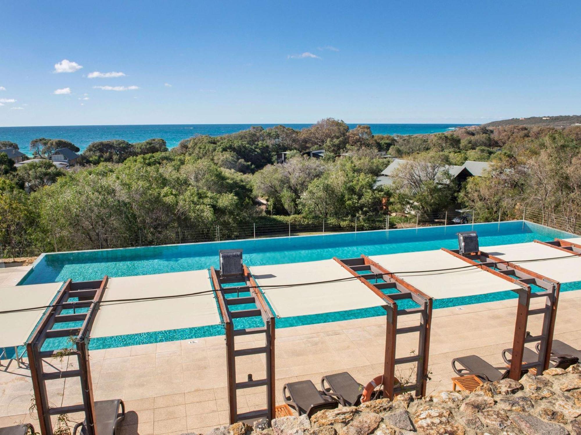 Pullman Bunker Bay Resort Margaret River Dunsborough Eksteriør bilde The pool at the Cape